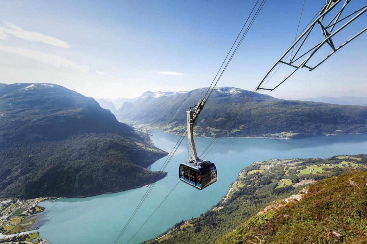 Hotel Loenfjord 4*